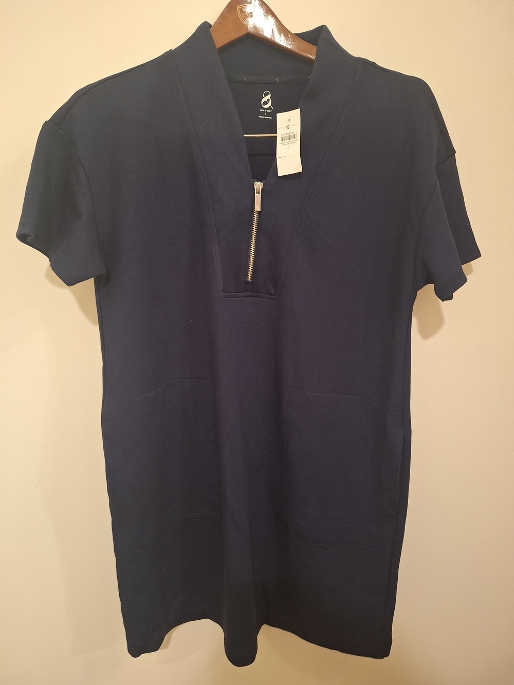 Men's Navy Zip-Neck Short Sleeve Shirt